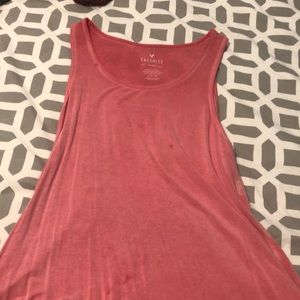 pink tank top